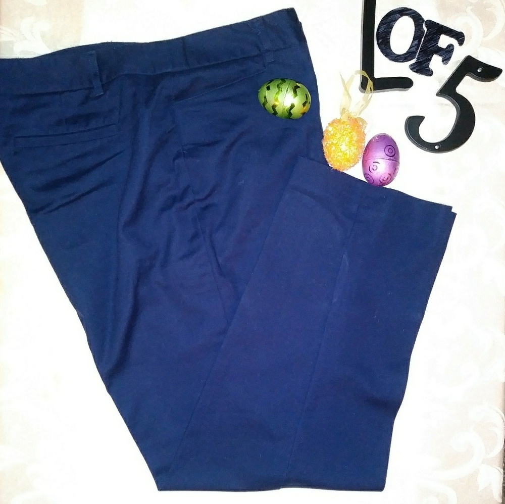 Van Heusen Navy Blue Dress Capri's